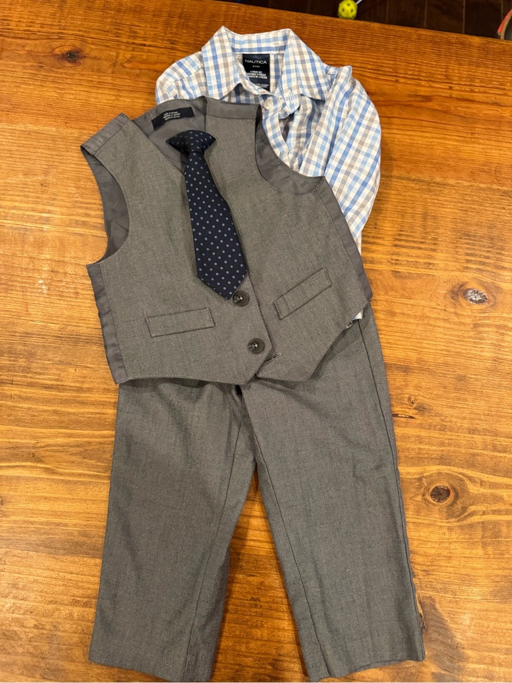 Nautica Gray Suit Set with Blue Check Shirt and Navy Tie